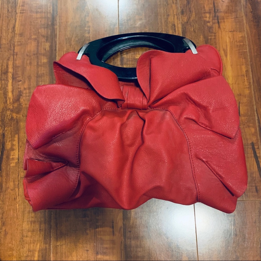Locale Red Purse with Ruffles